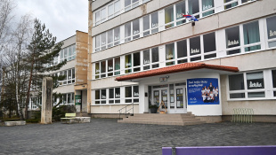 V Humennom pribudlo 6 AED defibrilátorov