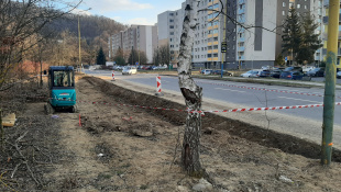 Výstavba autobusovej zastávky na Sídlisku pod Sokolejom