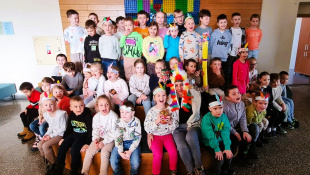 Cesta za pokladom „indiánov – predškolákov“ (na ZŠ J. Švermu)