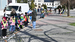 Najdlhšia reťaz z vyfúknutých vajíčok