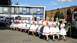 Stavanie mája (30.4.)