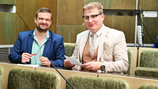 Tajné hlasovanie k návrhom na ocenenia