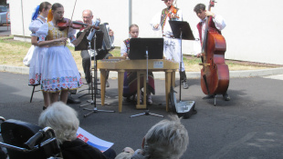 FS Chemlon vo Francúzsku - 61. Medzinárodný festival folklóru a umenia INTERFOLK