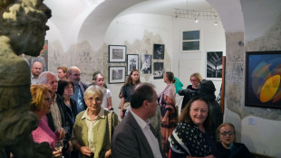 Pražský úspech HUMENSKEJ FOTOGRAFICKEJ ŠKOLY (Kapráľová, Lauruský, Leňo)