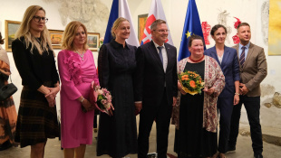 Pražský úspech HUMENSKEJ FOTOGRAFICKEJ ŠKOLY (Kapráľová, Lauruský, Leňo)