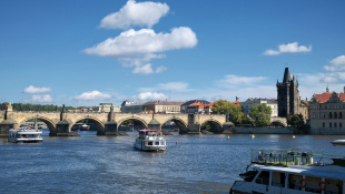 Pražský úspech HUMENSKEJ FOTOGRAFICKEJ ŠKOLY (Kapráľová, Lauruský, Leňo)