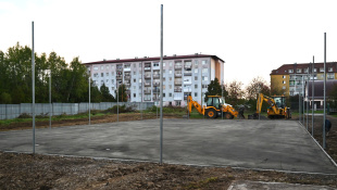 V areáli ZŠ SNP 1 vznikajú 3 nové ihriská
