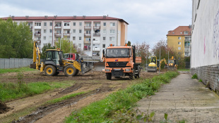 V areáli ZŠ SNP 1 vznikajú 3 nové ihriská