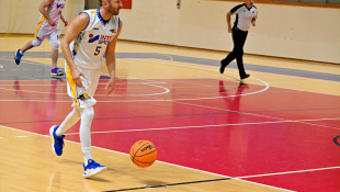 1. BK Humenné - Dolný Kubín 62:68