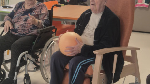 Polohovateľné kreslá pre seniorov (ZPS Starinská)