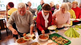 Seniorský deň "holubkov" aj s Mikulášom