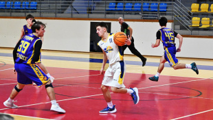 1. BK Humenné - Tydam UPJŠ Košice 32:77 (juniori)