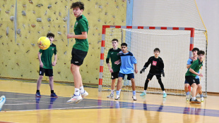 Halový turnaj – ŽIACI U-15 / 4. LIGA