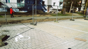 Zelená a modrá infraštruktúra (marec 2026, 10. týždeň) / parkovisko pri trhovisku