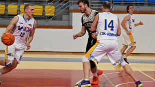 1. BK Humenné - Ravens Košice 97:46, 2. liga muži