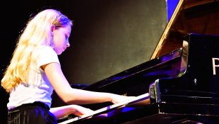 Jarné intermezzo / koncert ZUŠ P. Breinera