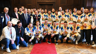 Strieborné medaily pre HC 19 Humenné / TIPOS SHL 2025-26