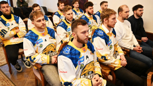 Strieborné medaily pre HC 19 Humenné / TIPOS SHL 2025-26