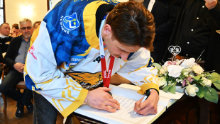 Strieborné medaily pre HC 19 Humenné / TIPOS SHL 2025-26
