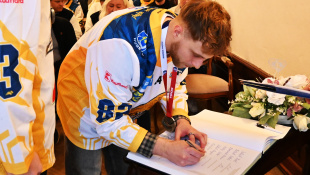 Strieborné medaily pre HC 19 Humenné / TIPOS SHL 2025-26