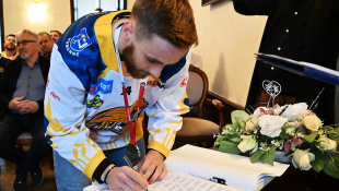 Strieborné medaily pre HC 19 Humenné / TIPOS SHL 2025-26