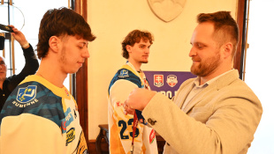 Strieborné medaily pre HC 19 Humenné / TIPOS SHL 2025-26