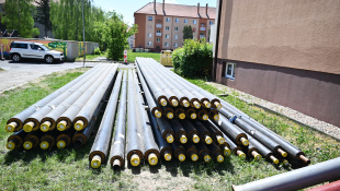 Etapa 18 / 19. týždeň / za BD Duchnovičova 14 - 20, pri VS-30