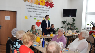 Deň matiek / DC Štefánikova / DC Laborecká + DC Duchnovičova