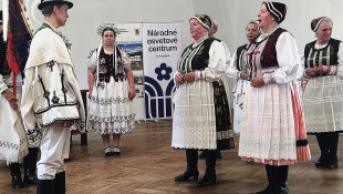 NOSITELIA TRADÍCIÍ / postupová súťaž folklórnych skupín / FkS Kameničan