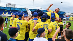 Dekorácia víťaza 3. ligy - FK Humenné