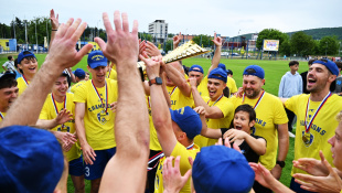 Dekorácia víťaza 3. ligy - FK Humenné