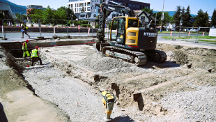 Okružná križovatka / Parkovisko Leny / 26. týždeň