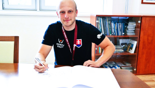 MARTIN BALOGÁČ a PETER KAROĽ (so svetovým bronzom)... u primátora