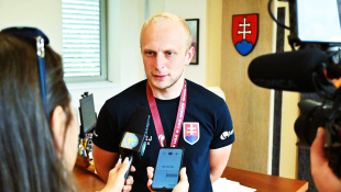 MARTIN BALOGÁČ a PETER KAROĽ (so svetovým bronzom)... u primátora