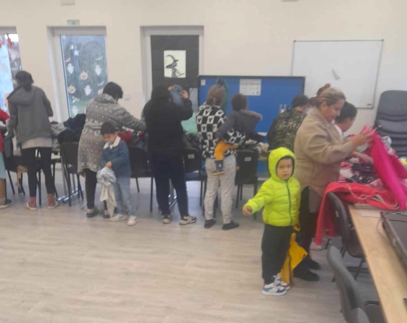 Darovacia akcia - oblečenie, obuv, hračky... II.