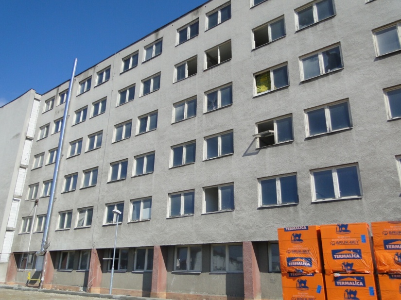 Rekonštrukcia budovy internátu na nájomné byty na ul. Komenského - pred