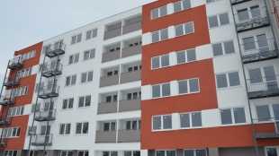 Rekonštrukcia budovy internátu na nájomné byty na ul. Komenského - po