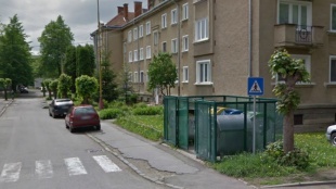 Oprava chodníka na Ulici Českolsovenskej armády - pred